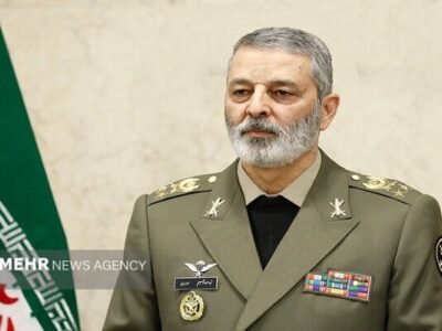 آرمان‌گرایی همراه با عمل‌گرایی از امتیازات دانشگاه امام حسین(ع) است