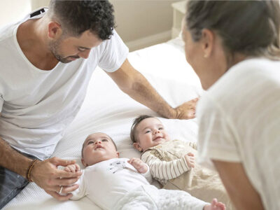 آماده‌سازی برای تولد دوقلوها: چالش‌ها و راهکارهای عملی