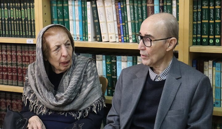 استاد و دانشمند زیاد پیدا میشود در دنیا، ولی فانی خیلی کم پیدا میشود استاد و دانشمند زیاد پیدا میشود در دنیا، ولی فانی خیلی کم پیدا میشود