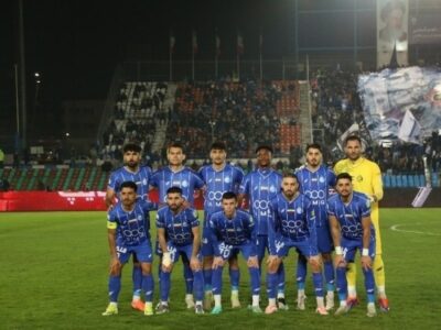 استقلال در آستانه پاکسازی خارجی‌ها