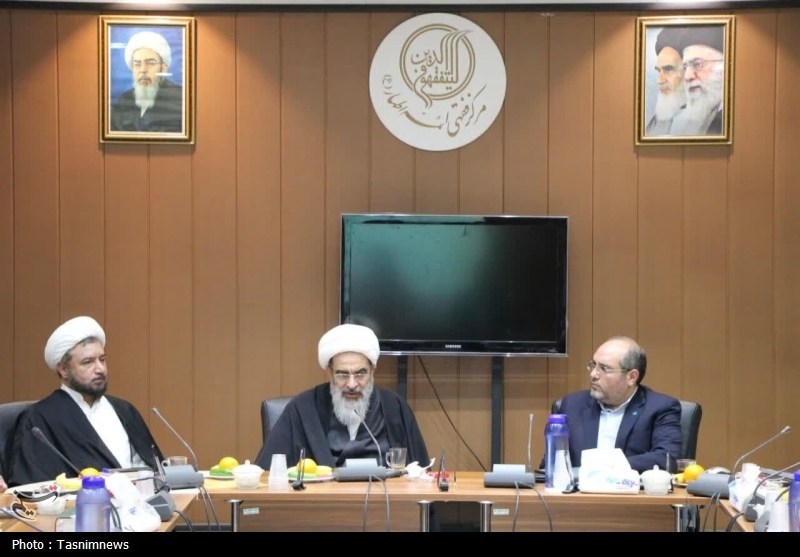 اسلام در فقه پزشکی، سیاسی و حقوق بشر قویترین مبانی را دارد