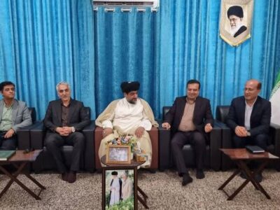 امام جمعه گناوه: خانواده‌ها در زمینه فرزندآوری حمایت شوند