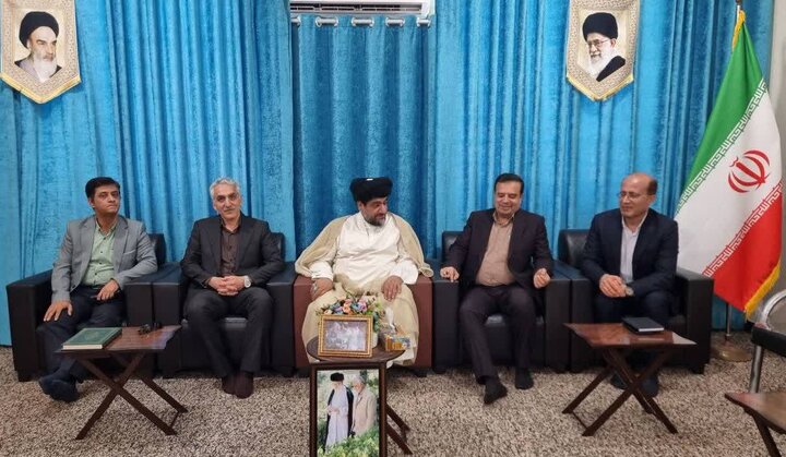 امام جمعه گناوه: خانوادهها در زمینه فرزندآوری حمایت شوند