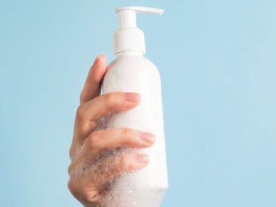 اگر موهات می ریزد؟ شاید مقصر شامپو است ! حقیقت‌هایی که نمی‌دانی