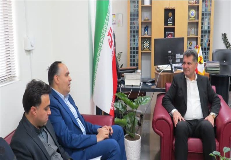 تأمین 2 مگاوات برق برای پروژه پارک آبی شیراز در دست بررسی است