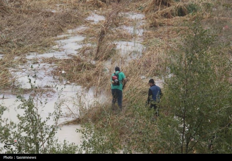 تلاشها برای یافتن سومین قربانی سیل دهدشت ادامه دارد+تصویر