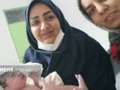 تولد نوزاد دلگانی در شرایط سخت جوی و طغیان رودخانه ها