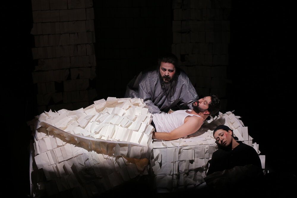 جنگی که به این سادگی پایان نمیگیرد؛ از فرانکنشتاین الهام گرفتم جنگی که به این سادگی پایان نمیگیرد؛ از فرانکنشتاین الهام گرفتم