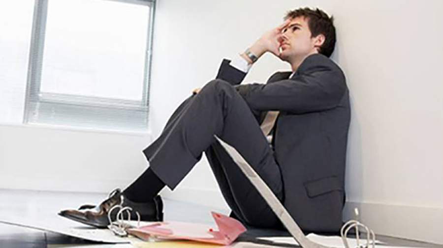 حس انجام هیچ کاری را ندارید؟ ۷ نکته برای غلبه بر بی‌لذتی