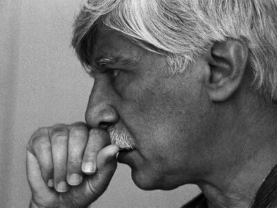 حسرت تئاتر ایران از دوری بهرام بیضایی ابدی شد؛ زمان به احترامش ایستاد!