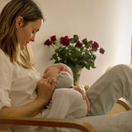 خطر نفوذ گلایفوسیت ها در شیر مادر