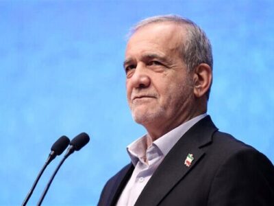 رئیس‌جمهور: آن‌چه را می‌نویسیم، عمل می‌کنیم/ قرارگرفتن مردم مقابل حاکمیت تلاش بیهوده دشمنان بود