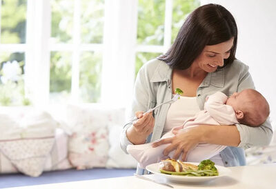 راهنمای کامل تغذیه مادر شیرده برای افزایش وزن نوزاد | از 0 تا 100 مواد غذایی موثر