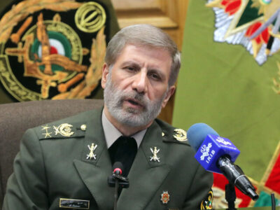 سرلشکر حاتمی: دفاع از میهن بدون حضور آگاهانه زنان امکان‌پذیر نیست