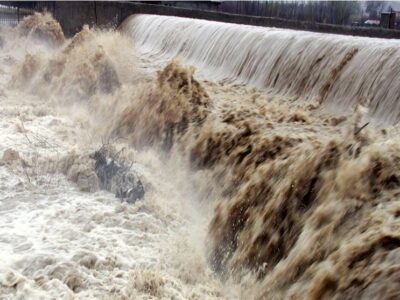 سیلاب در پارسیان جان یک نفر را گرفت