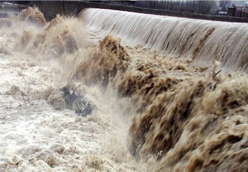 سیلاب در پارسیان جان یک نفر را گرفت