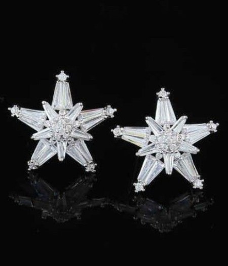 انواع گوشواره با طرح ستاره