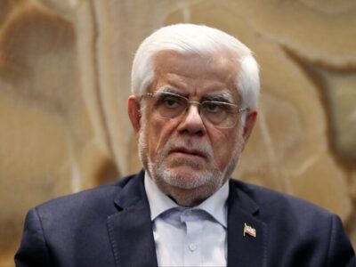 عارف: دولت از شرکت‌های دانش بنیان حمایت می‌کند