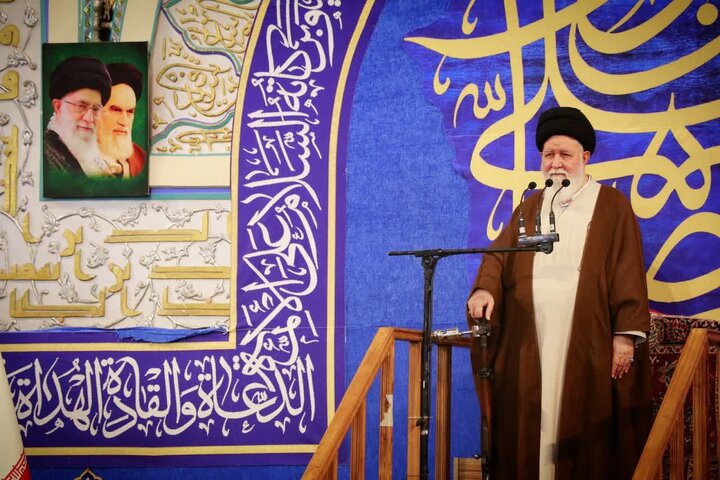 علمالهدی: گرانیها از روزانه به ساعتبهساعت رسیده است