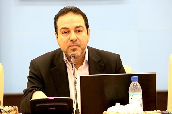 عوارض کالاهای آسیبرسان باید سریعاً تعیین تکلیف شود