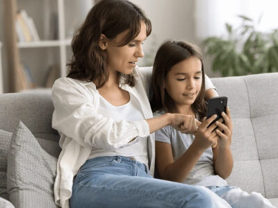 فرزندپروری آگاهانه: کمتر کنترل کن، بیشتر متصل شو