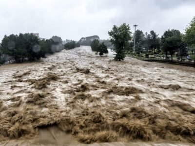 فوری/ پل تاریخی کشور ویران شد