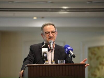 محسنی بندپی: با وجود تبلیغات منفی، گردشگری سلامت ایران نفس می‌کشد