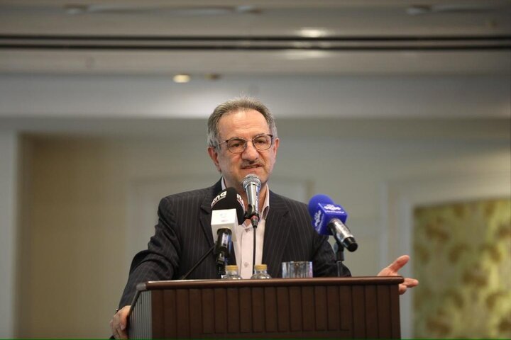 محسنی بندپی: با وجود تبلیغات منفی، گردشگری سلامت ایران نفس می‌کشد