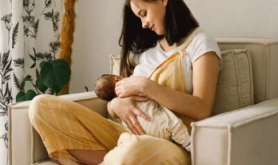 مراقبت از سینه‌ها در دوران شیردهی