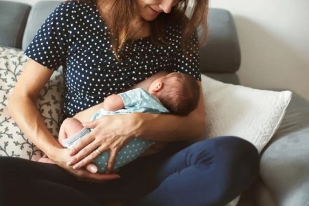 مشکلات سینه در شیردهی