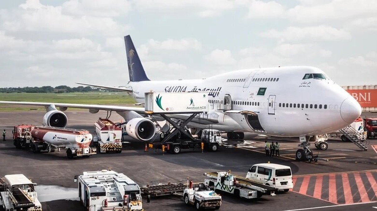 مصرف سوخت غول پیکر آسمانها / ملکه آسمانها چقدر بنزین میخورد؟