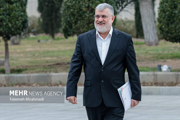 معتمدیان: ناوگان اتوبوسهای تهران با کسری قابل توجهی مواجه است