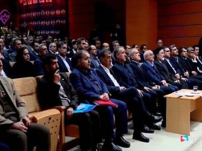 نشست رئیس‌جمهور با سرمایه‌گذاران خراسان جنوبی آغاز شد