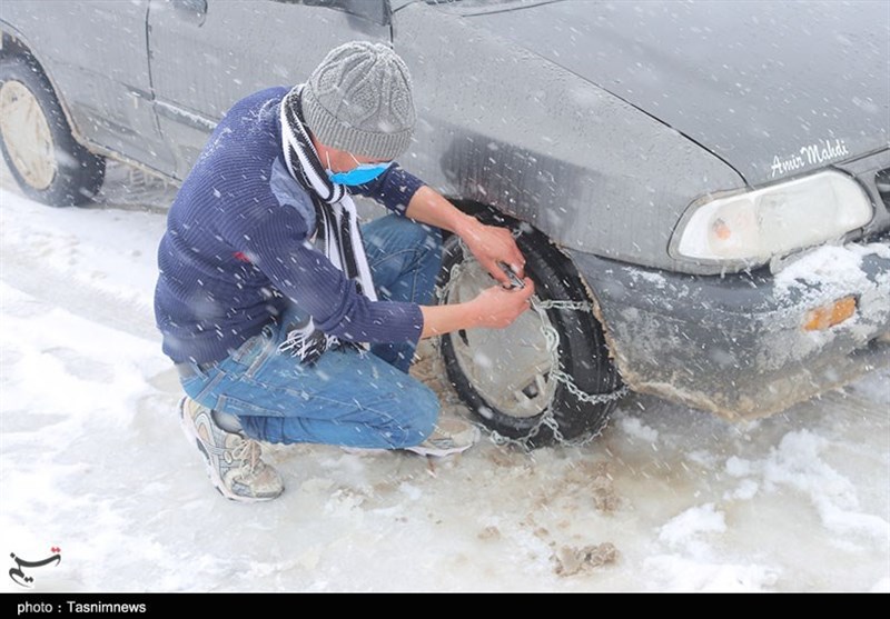 هشدار پلیس راه اصفهان به رانندگان؛ زنجیر چرخ ببندید!