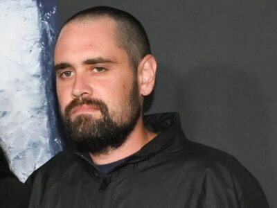 پسر راب راینر به اتهام قتل والدینش به دادگاه رفت