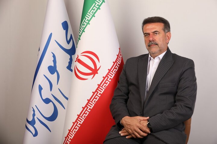 پولادی: بهبود معیشت مردم مستلزم کنترل نقدینگی و حمایت از تولید است