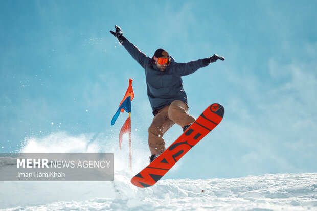 پیست تاریکدره؛ وقتی مزیت گردشگری در سایه بیتدبیری کمرنگ میشود