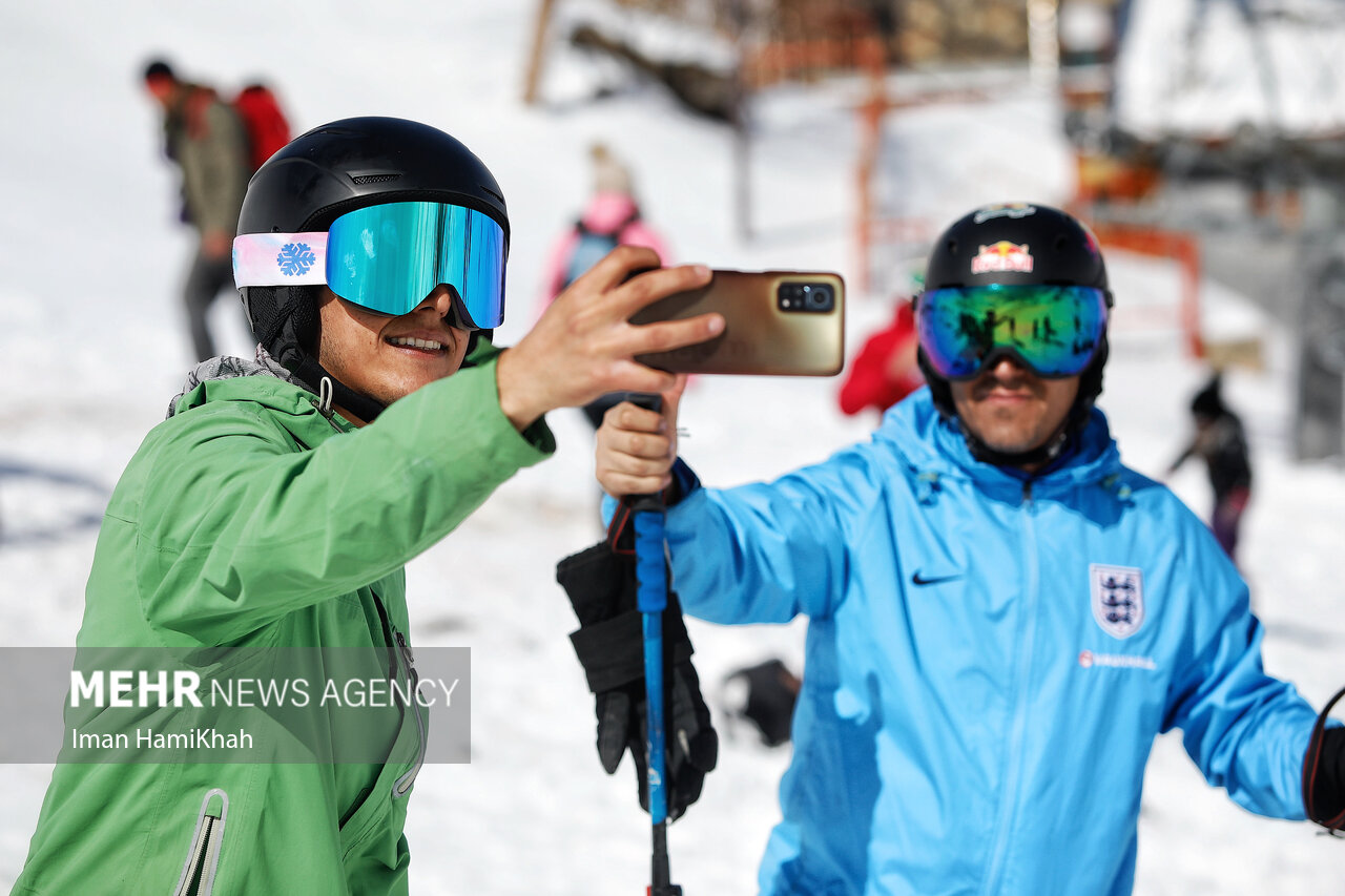 پیست تاریکدره؛ وقتی مزیت گردشگری در سایه بیتدبیری کمرنگ میشود پیست تاریکدره؛ وقتی مزیت گردشگری در سایه بیتدبیری کمرنگ میشود