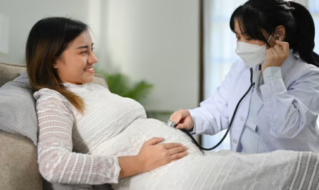 پیشگیری از سزارین: روش‌های طبیعی و آماده‌سازی برای زایمان طبیعی