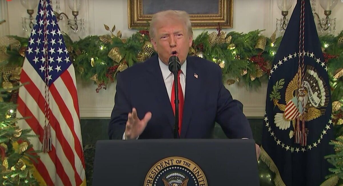 چراغ سبز ترامپ برای دور سوم انتخابات آمریکا / ترامپ قانون اساسی را میشکند؟