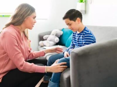 چطور با تنبیه و تشویق مؤثر، رفتار فرزندان را اصلاح کنیم؟