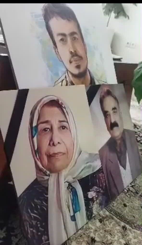 یلدا در خانههای بیصدا؛ روایت شب چله با جای خالی شهدا و عزیزان یلدا در خانههای بیصدا؛ روایت شب چله با جای خالی شهدا و عزیزان