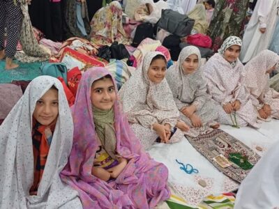 50 هزار نفر در قم معتکف شدند