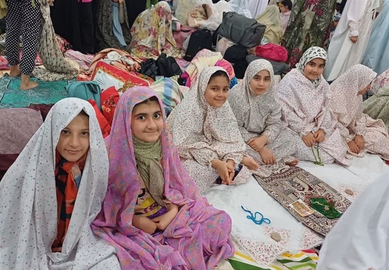 50 هزار نفر در قم معتکف شدند