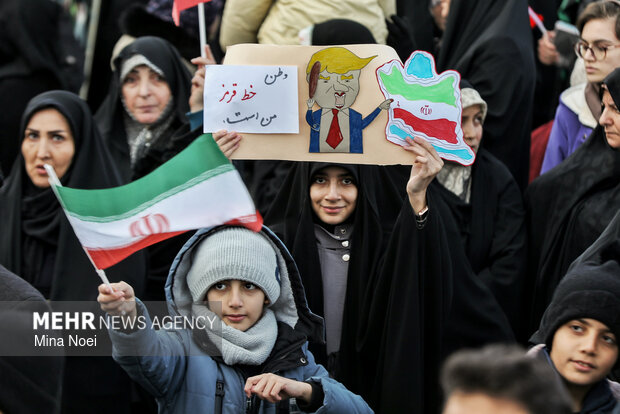 ارادهورزی مسئولانه در بحران؛ کنشگری زنان برای مقابله با دشمن