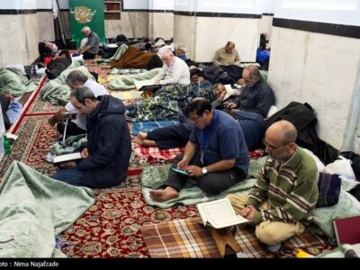 اعتکاف میلیونی؛ پاسخ آمار به سیاه‌نمایی درباره دینداری مردم