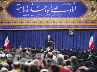 بازاریها وفادارترین قشر به نظام هستند/ در مقابل دشمن کوتاه نمیآییم