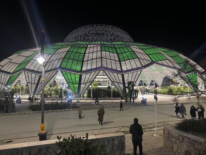 باغ ارغوان افتتاح شد؛ بزرگ‌ترین بازار گل و گیاه کشور در شرق اصفهان