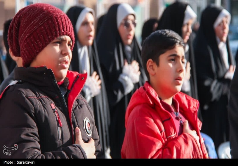 برگزاری شادیانه ولادت حضرت(ع) در حرم امامزاده هلال بن علی(ع)+تصاویر اخبار آران و بیدگل ,