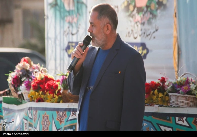 برگزاری شادیانه ولادت حضرت(ع) در حرم امامزاده هلال بن علی(ع)+تصاویر اخبار آران و بیدگل ,